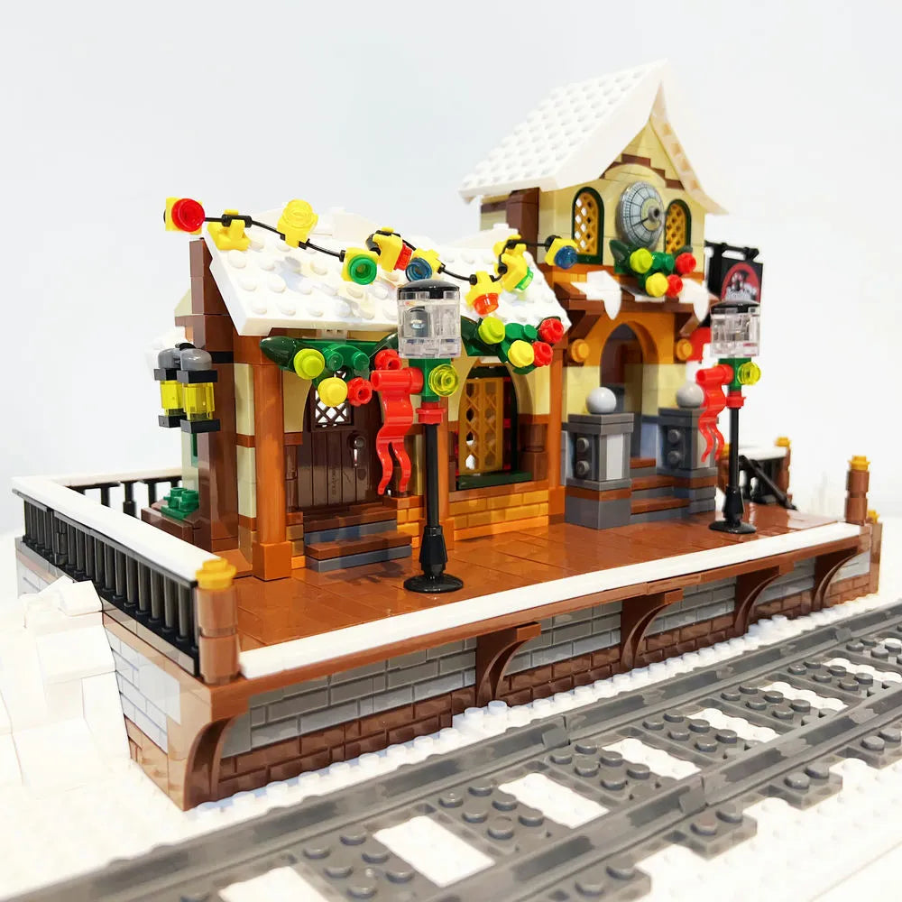 Building Blocks Creator Expert The Railway Station At Christmas Bricks Toy - 15
