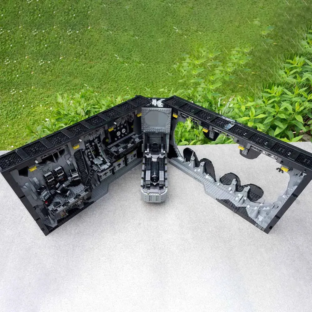Building Blocks Super Hero MOC Batcave Shadow Box Bricks Toy - 3