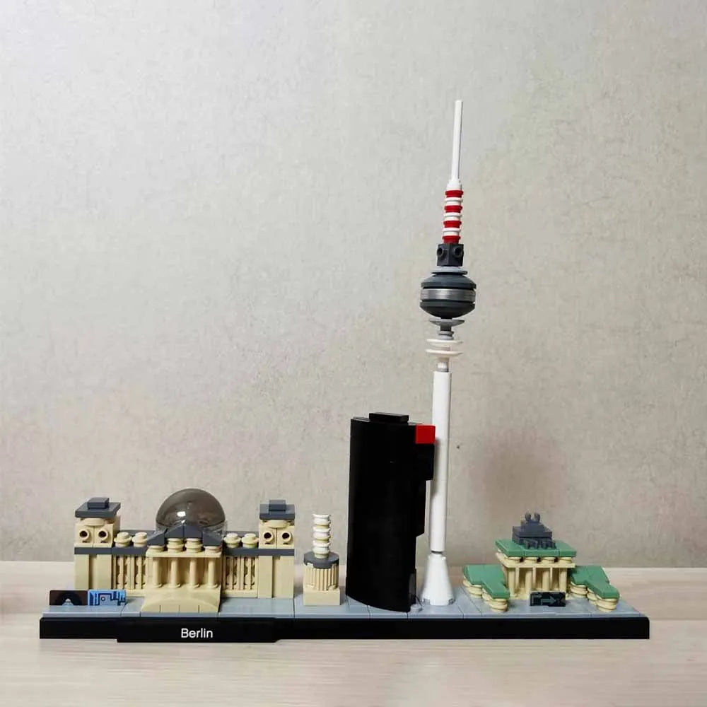 Building Blocks MOC Architecture Berlin Skyline Bricks Toy - 5