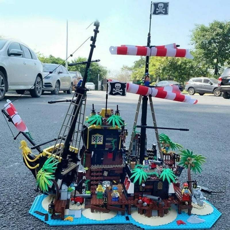 Building Blocks MOC Ideas Pirates Barracuda Bay Ship Bricks Toys - 14