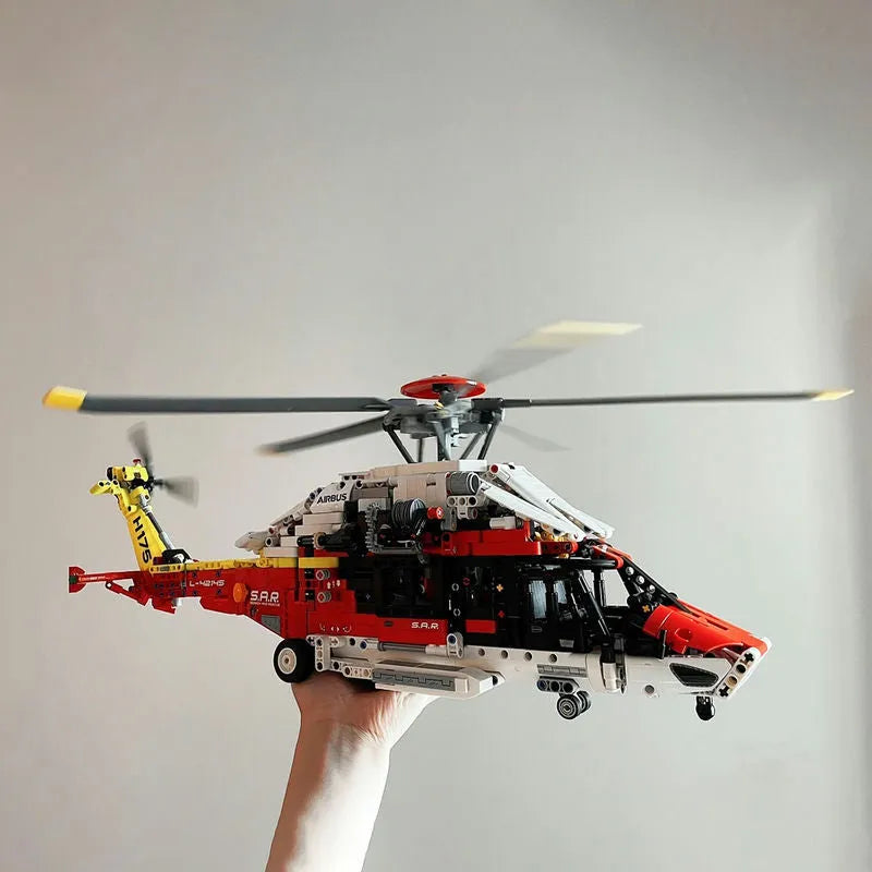 Building Blocks Motorized Airbus H175 Rescue Helicopter Bricks MOC Toy - 10