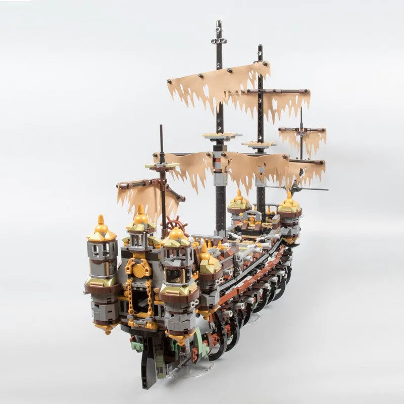 Building Blocks Movie Creator MOC Silent Mary Pirate Ship Bricks Toy Construction Set Toys - 16