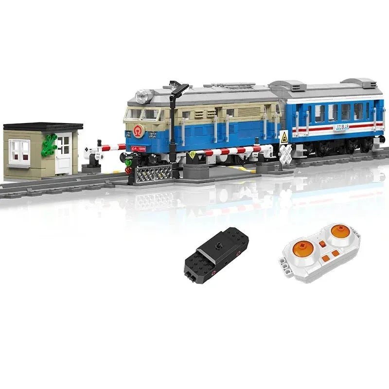 Building Blocks Tech Railway RC DF4B Diesel Train Locomotive Bricks Toy - 2