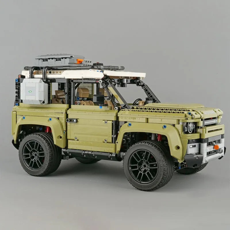 Tech Off-Road AWD MOC Land Rover Defender Bricks