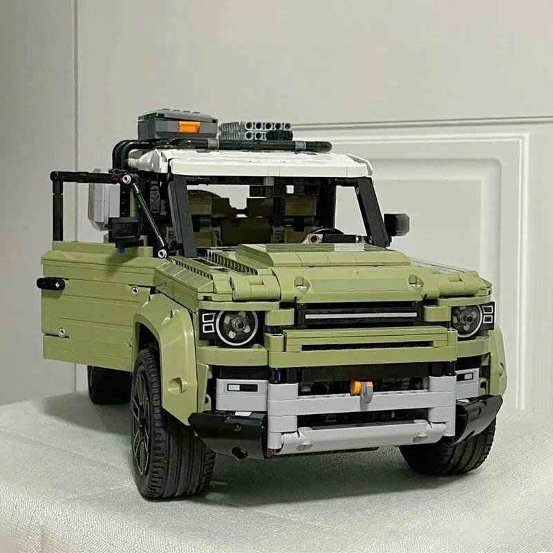 Tech Off-Road AWD MOC Land Rover Defender Bricks