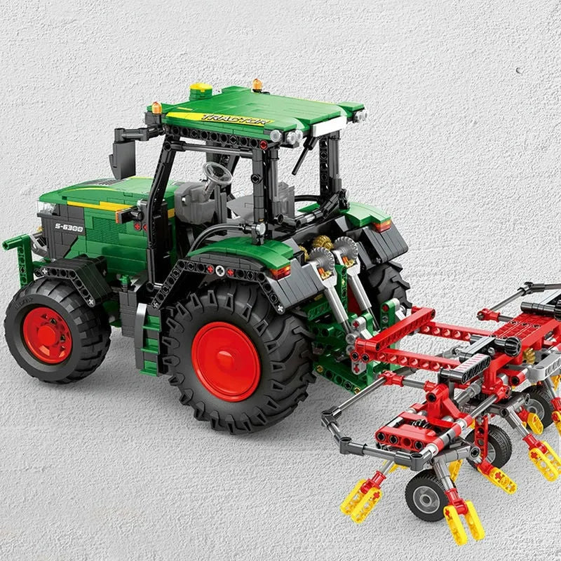 Building Blocks Expert Tech MOC Motorized Agricultural RC Tractor Bricks Toy - 10