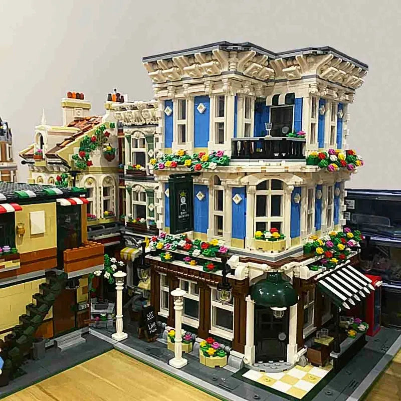Building Blocks MOC Street Experts City Queen Bricktoria Bricks Toys Construction Set Toys - 6