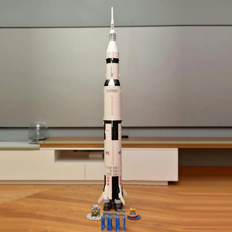 Building Blocks MOC Apollo Saturn V Space Rocket Bricks Toys 37003 - 9