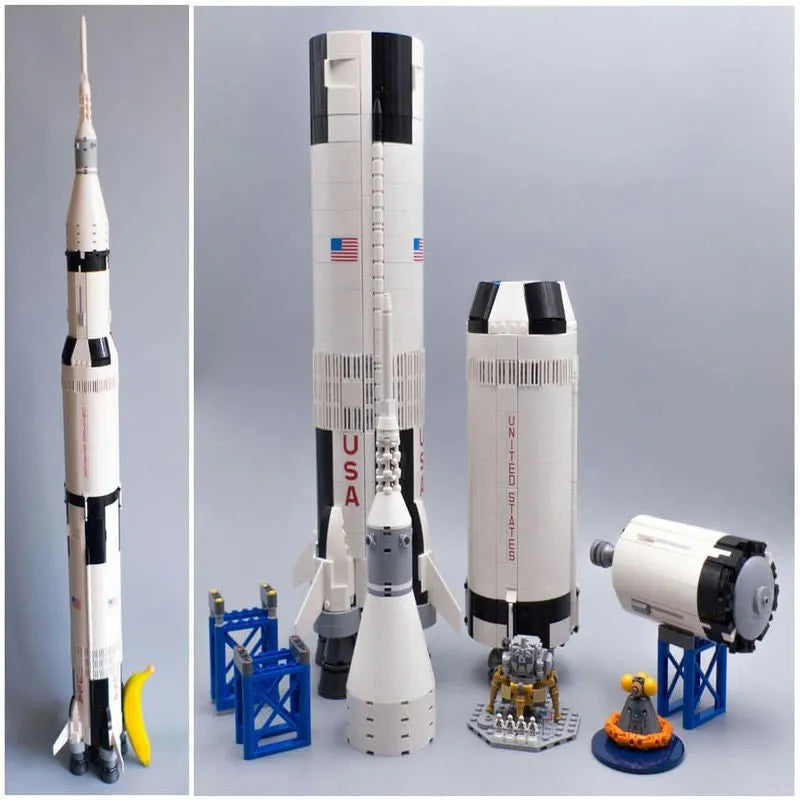 Building Blocks MOC Apollo Saturn V Space Rocket Bricks Toys 37003 - 1