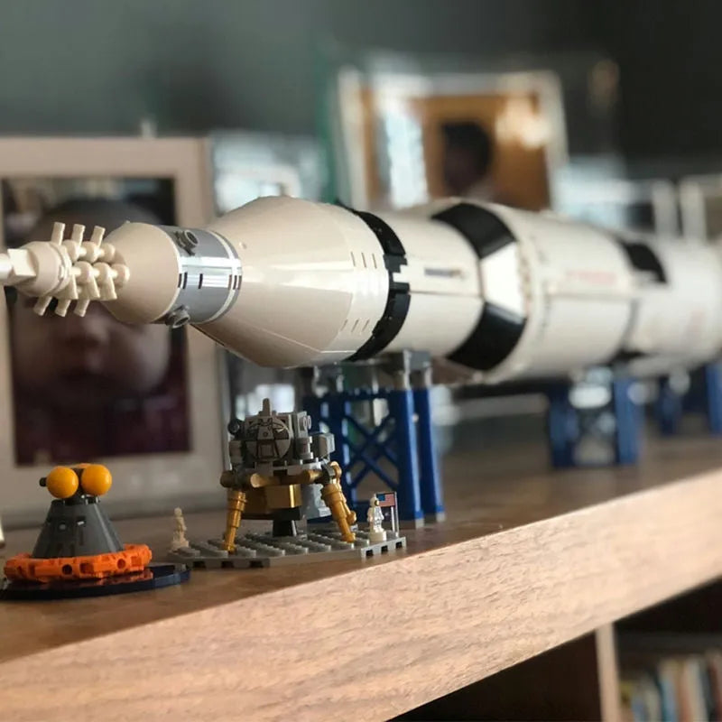 Building Blocks Building Block MOC Idea USA Apollo Saturn V Space Rocket Construction Set Toys - 7