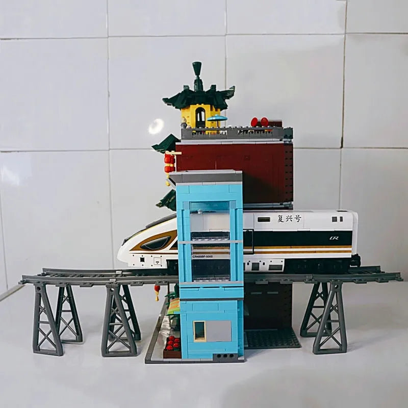 Building Blocks City Creator Expert MOC Gutting Train Station Bricks Toy - 3