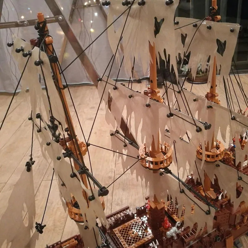 Building Blocks Creative Movie MOC Flying Dutchman Pirate Ship Bricks Toys - 10