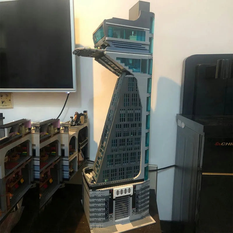 Building Blocks Expert MOC Super Heroes Tower With Lights Kids Bricks Toy - 16