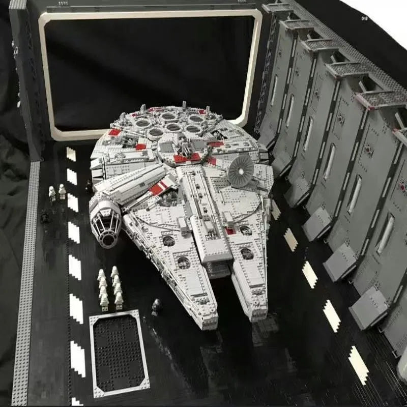 Building Blocks Hanger MOC Docking Bay For Star Wars UCS Falcon Millennium Bricks Toy - 17