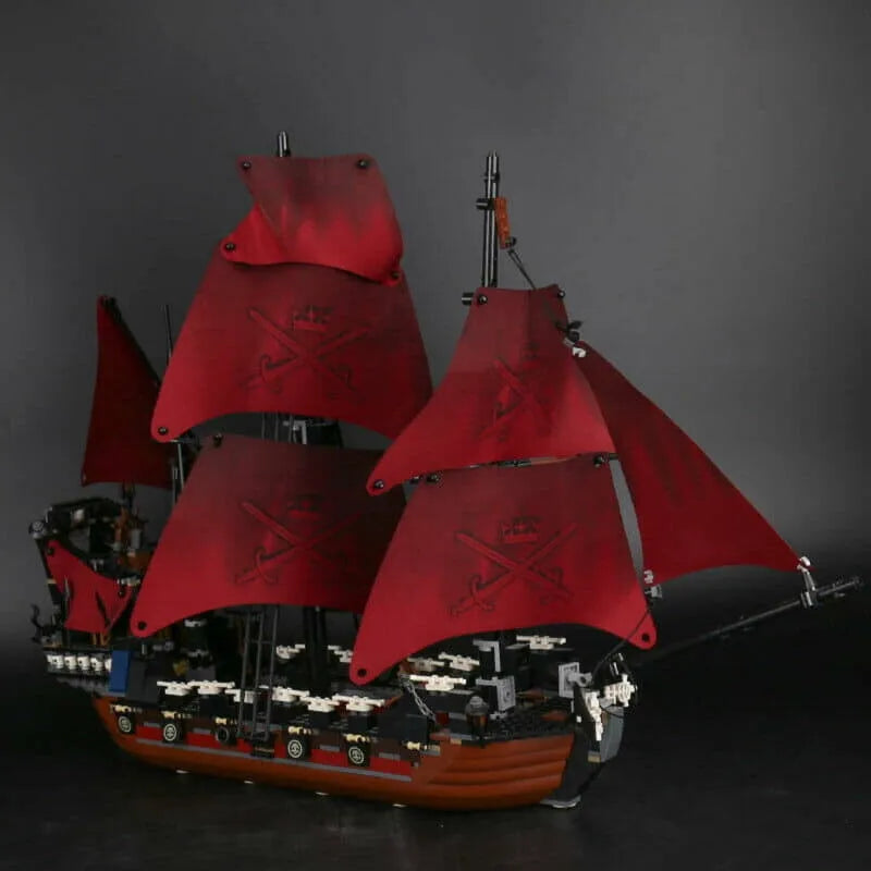 Building Blocks Ideas 16009 Pirates Of Caribbean Queen Anne’s Revenge Ship - 12