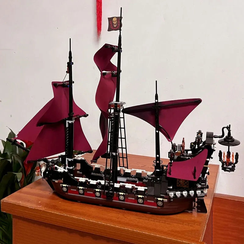 Building Blocks Ideas 16009 Pirates Of Caribbean Queen Anne’s Revenge Ship - 7