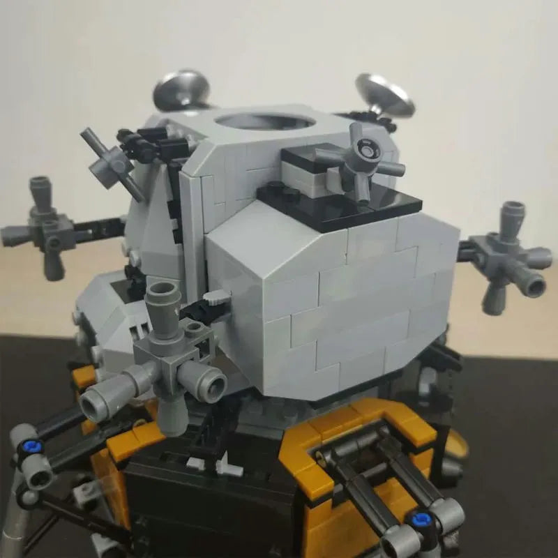 Building Blocks MOC Ideas Expert Apollo 11 Lunar Lander Bricks Toy 60003 Construction Set Toys - 13