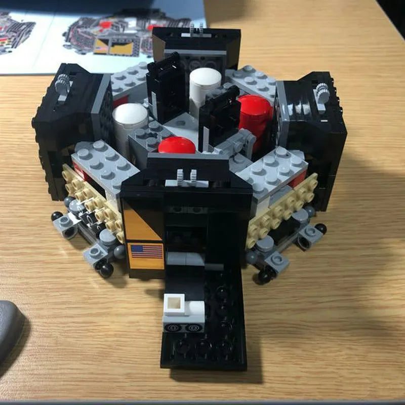 Building Blocks MOC Ideas Expert Apollo 11 Lunar Lander Bricks Toy 60003 Construction Set Toys - 8