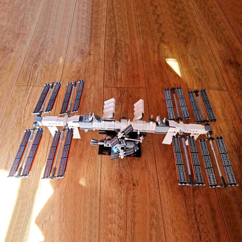 Building Blocks MOC Ideas International Space Station Bricks Toy 60004 Construction Set Toys - 8