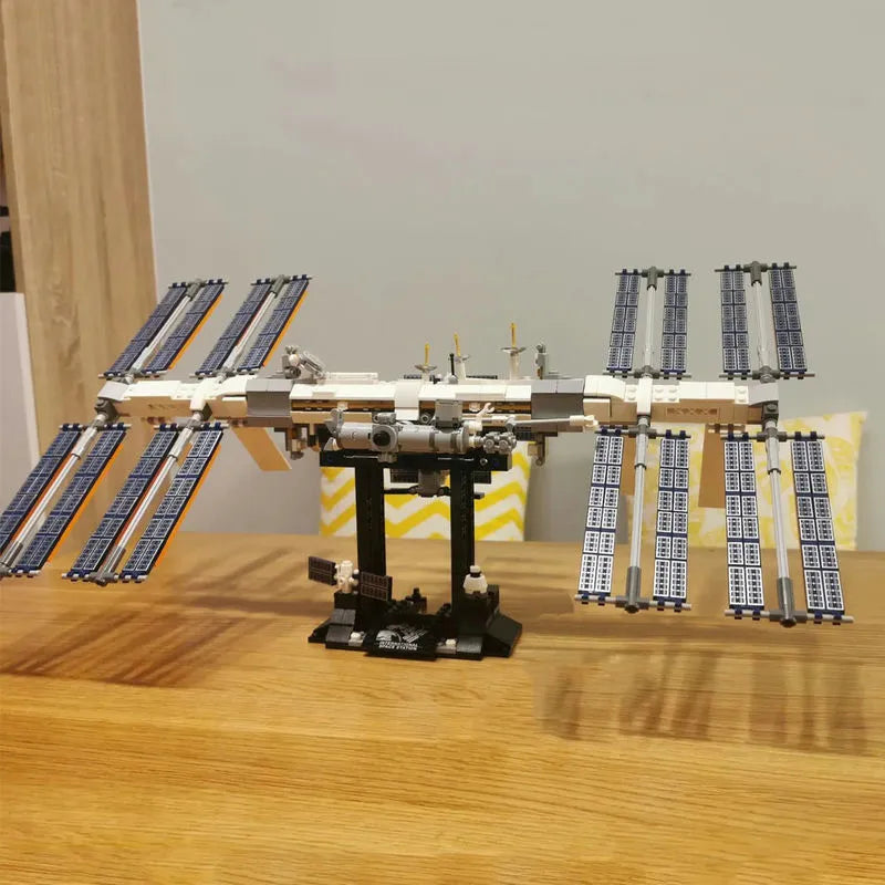 Building Blocks MOC Ideas International Space Station Bricks Toy 60004 - 3