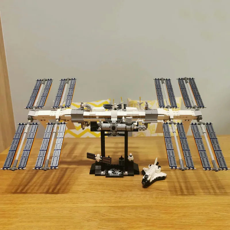 Higgins hund stang MOC Ideas International Space Station Bricks Toy 60004