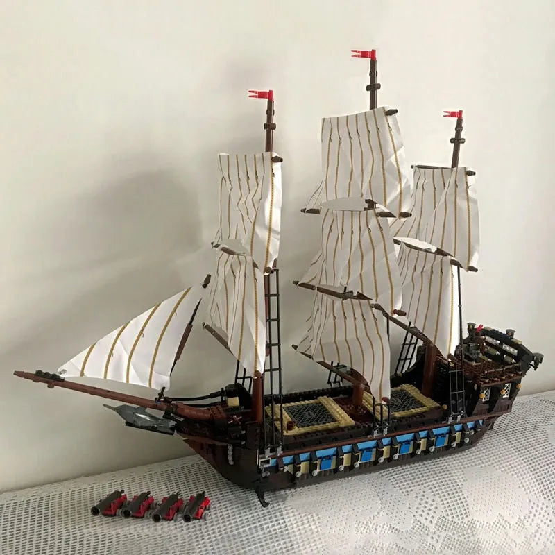 Building Blocks MOC Pirate Of The Caribbean Battleship Flag Ship Bricks Toys Construction Set Toys - 11