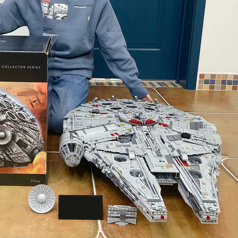Lego millennium hotsell falcon 05132