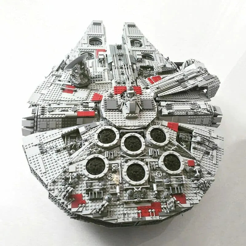 Building Blocks Star Wars MOC UCS Millennium Falcon Bricks Toys 05033 Construction Set Toys - 3