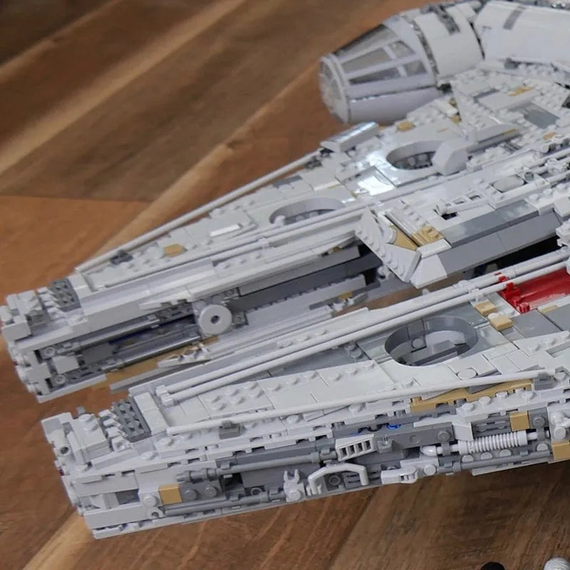 Building Blocks Star Wars MOC UCS Millennium Falcon Bricks Toys 05033 Construction Set Toys - 5