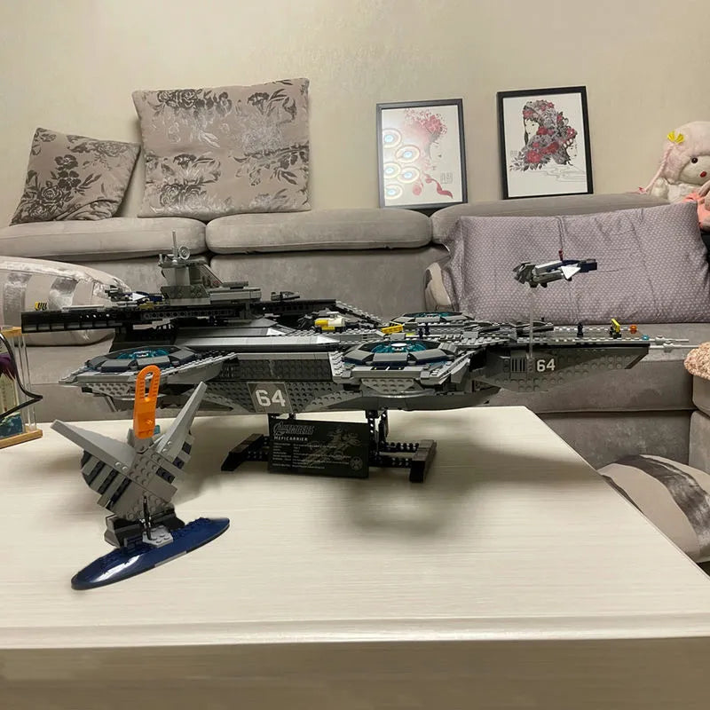 Shield sales helicarrier size