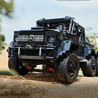 Thumbnail for Building Blocks Tech MOC J901 Off-Road LAND CRUISER AMG SUV Bricks Toy - 9