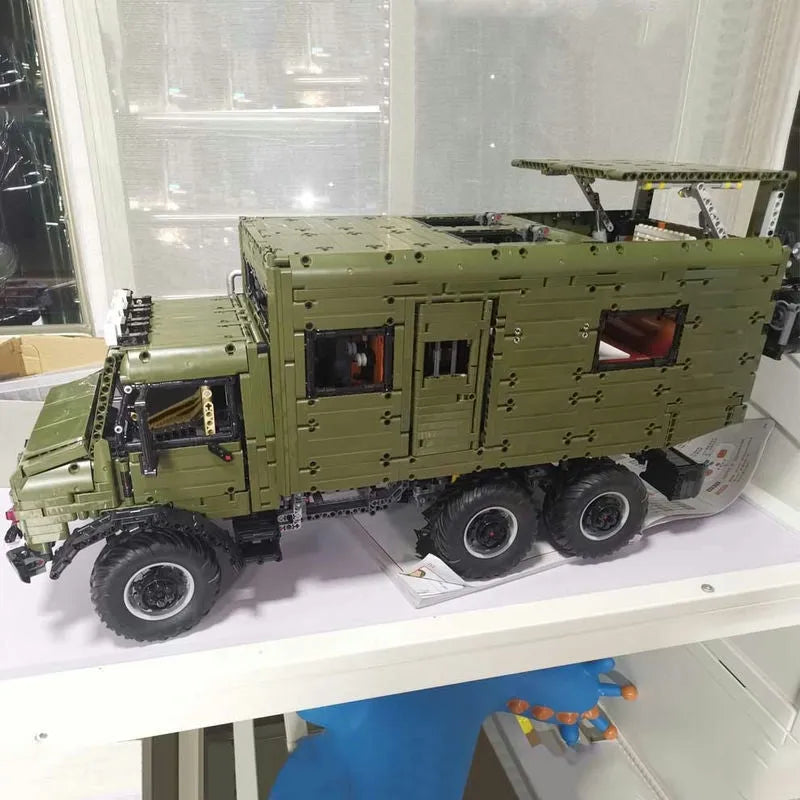Building Blocks Tech MOC Off-Road RV Unimog Truck Bricks Toys J907 - 11
