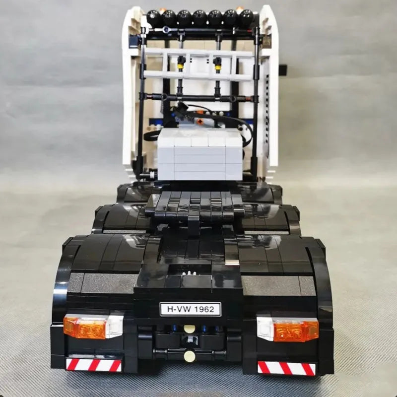 Building Blocks MOC Heavy Container Truck Arocs Bricks Toys QC007 Construction Set Toys - 9