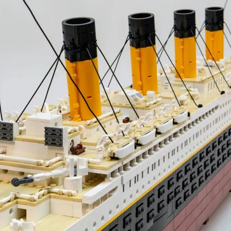 Building Blocks Block MOC RMS The Titanic Steam Ship Boat Bricks Toys - 3