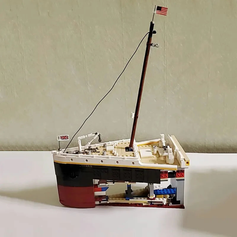 Building Blocks Building Block MOC RMS The Titanic Steam Ship Boat Bricks Toys - 9