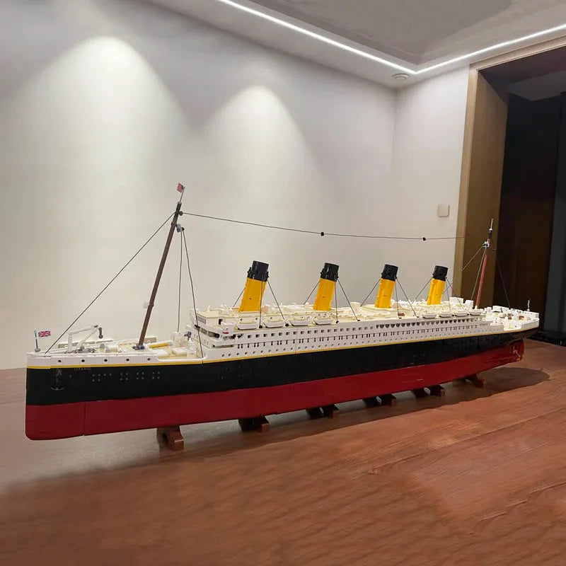 Building Blocks Block MOC RMS The Titanic Steam Ship Boat Bricks Toys - 2