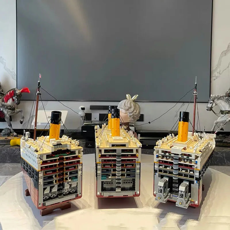 Building Blocks Building Block MOC RMS The Titanic Steam Ship Boat Bricks Toys - 10