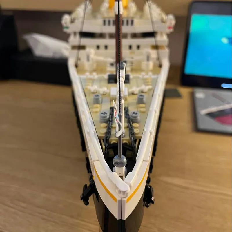 Building Blocks Building Block MOC RMS The Titanic Steam Ship Boat Bricks Toys - 13