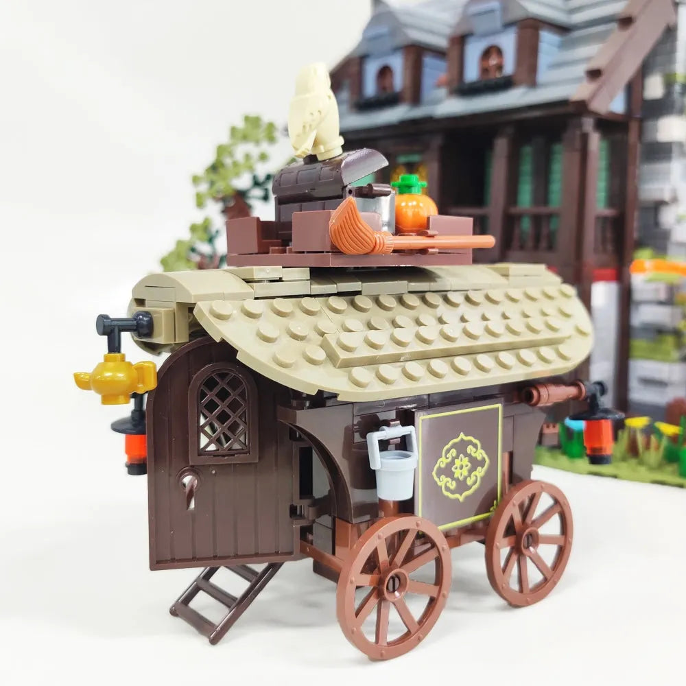 Building Blocks MOC Creator Expert Medieval Hotel Town Inn Bricks Toys Construction Set Toys - 6