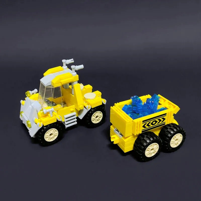 Building Blocks MOC Crystal City Transporter Truck Car Bricks Toys Construction Set Toys - 3