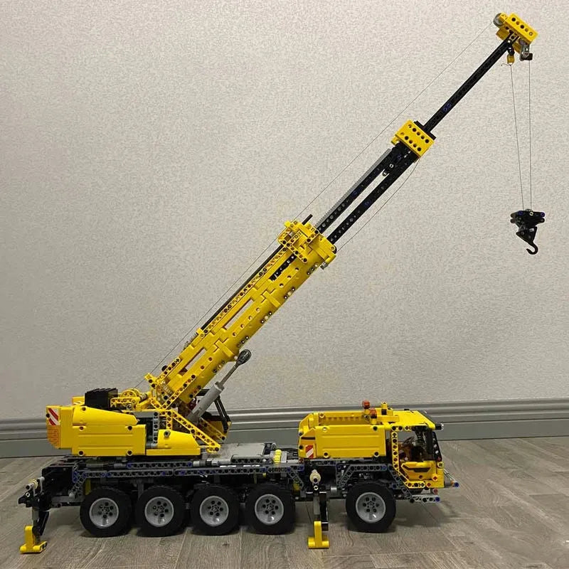 Building Blocks MOC APP Motorized RC Heavy Mobile Lift Crane Truck Bricks Toy Construction Set Toys - 13