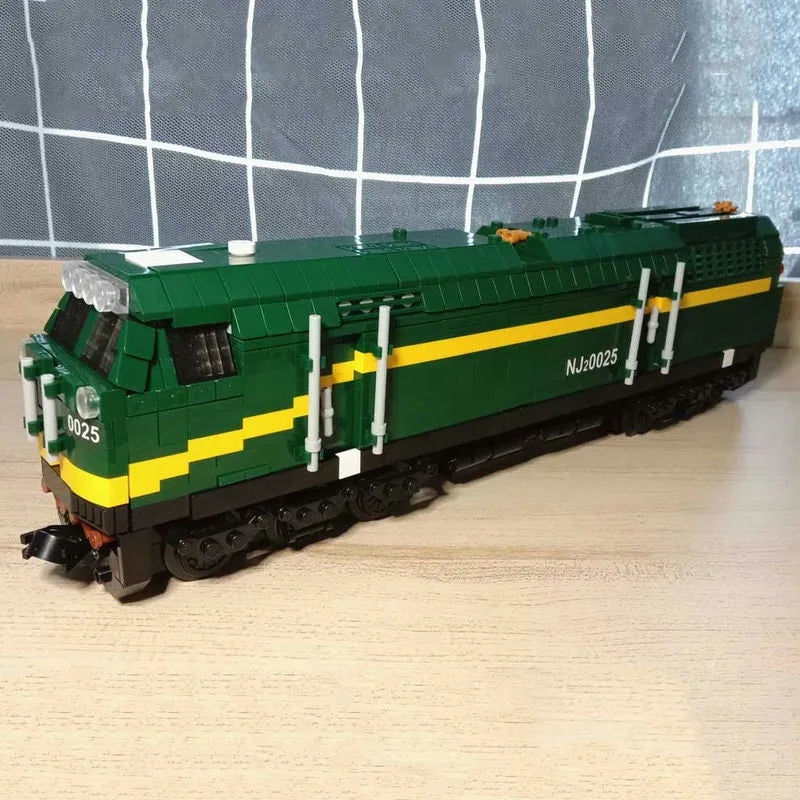Building Blocks MOC Green Diesel Train Extended Carriage Bricks Toy - 5