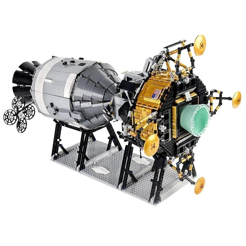 Lego lunar lander 2024 moc