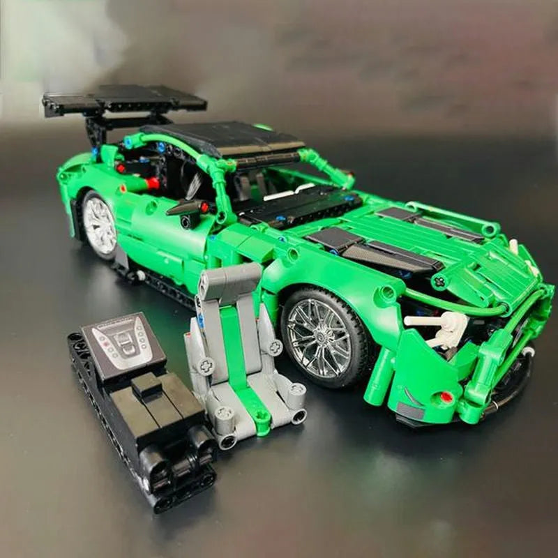 Building Blocks MOC 88302 Ares Green Racing Sports Car Bricks Toys - 7