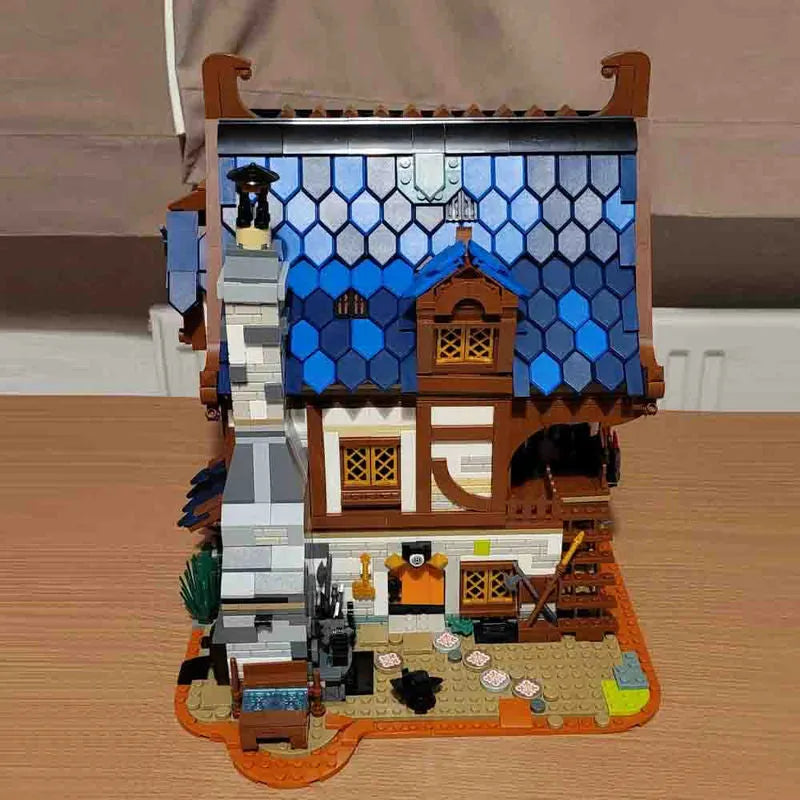 Building Blocks MOC Creator Expert Medieval Town Blacksmith Bricks Toy 66005 - 8