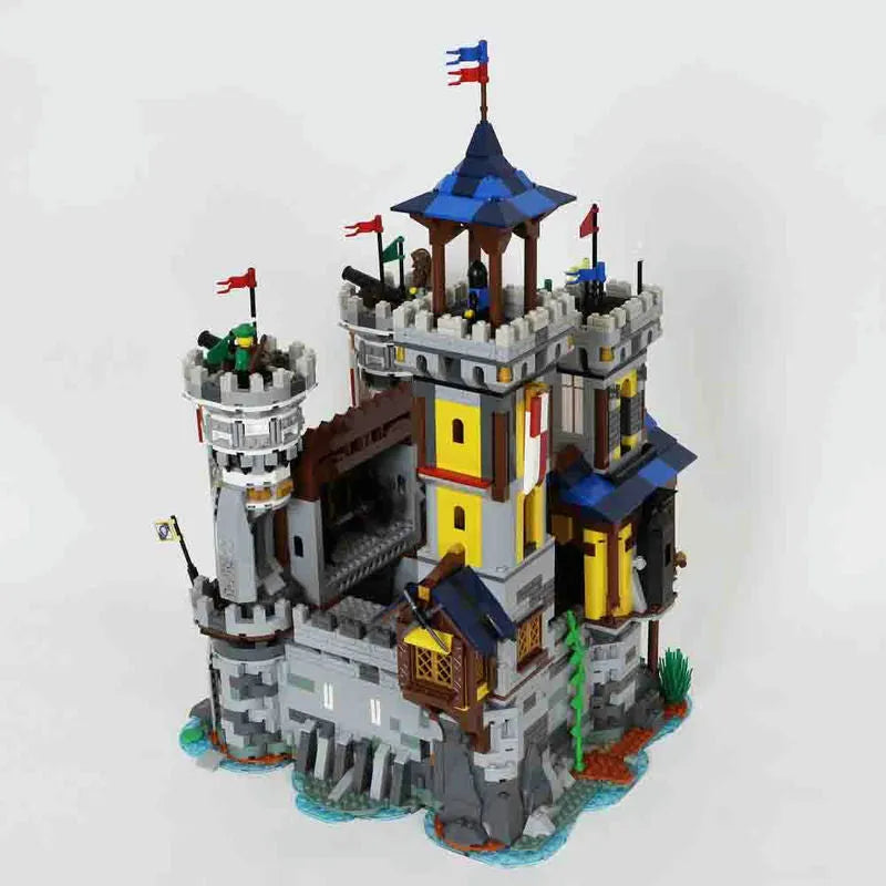 Building Blocks MOC Creator Expert The Golden Lion Castle Bricks Toy - 5