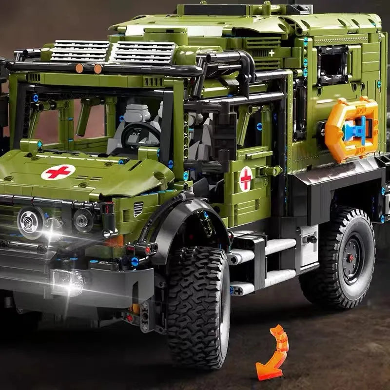Building Blocks Military Off Road Ambulance Army Rescue Vehicle Bricks Toy - 9
