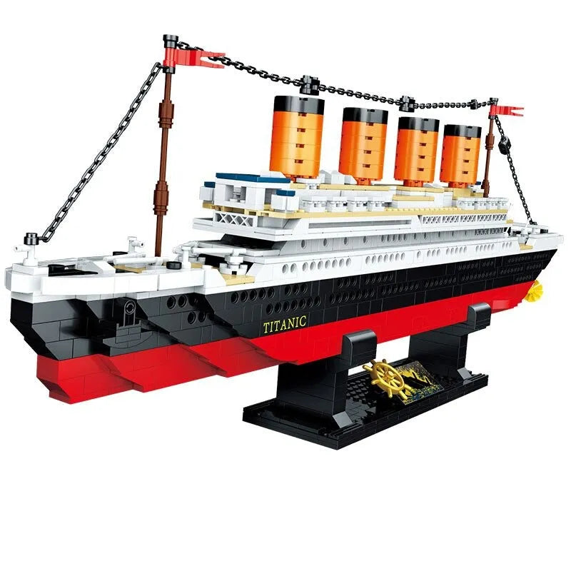 Building Blocks MOC RMS Titanic Steam Boat Ship Bricks Toys - 1